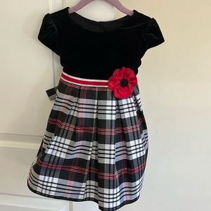 Jona Michelle 2t Black and Red Plaid Velvet Dress